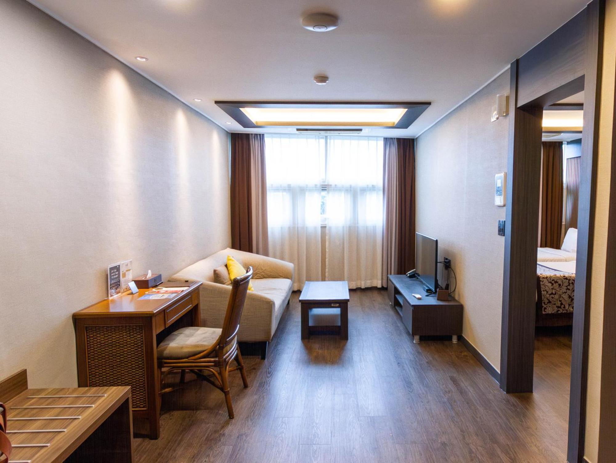 Xenia Hotel Clark Clark Field Dış mekan fotoğraf