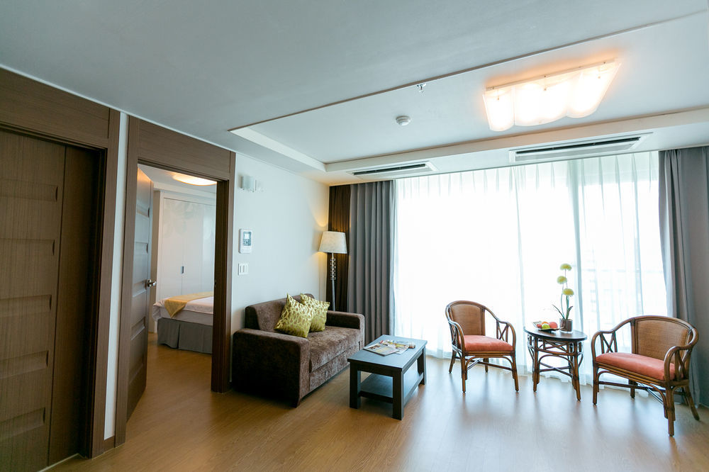 Xenia Hotel Clark Clark Field Dış mekan fotoğraf