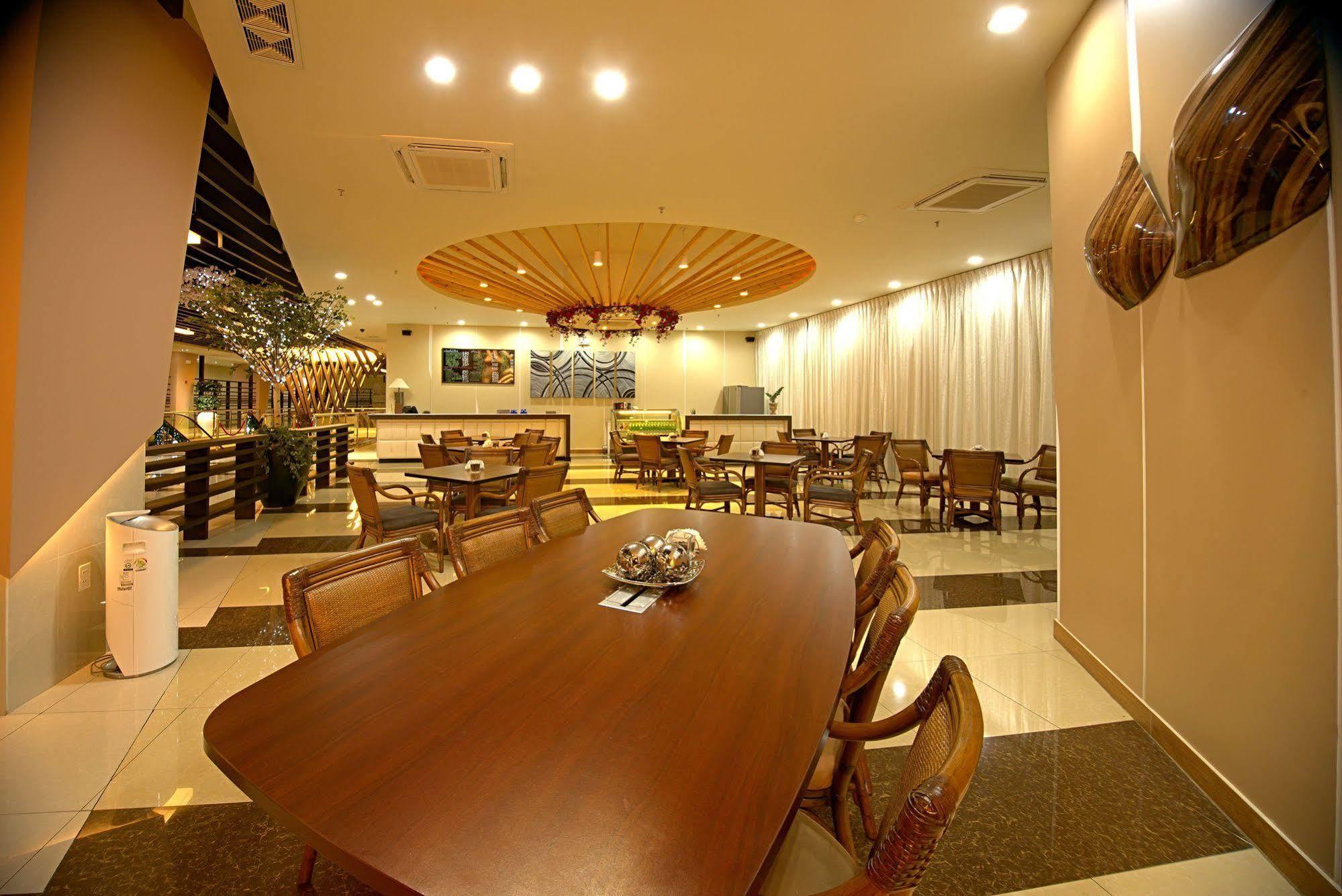 Xenia Hotel Clark Clark Field Dış mekan fotoğraf