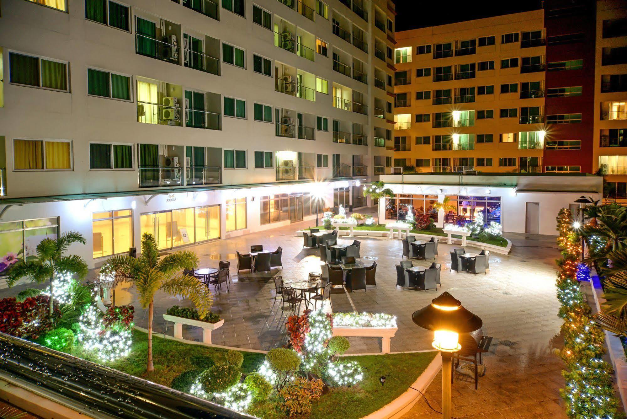 Xenia Hotel Clark Clark Field Dış mekan fotoğraf